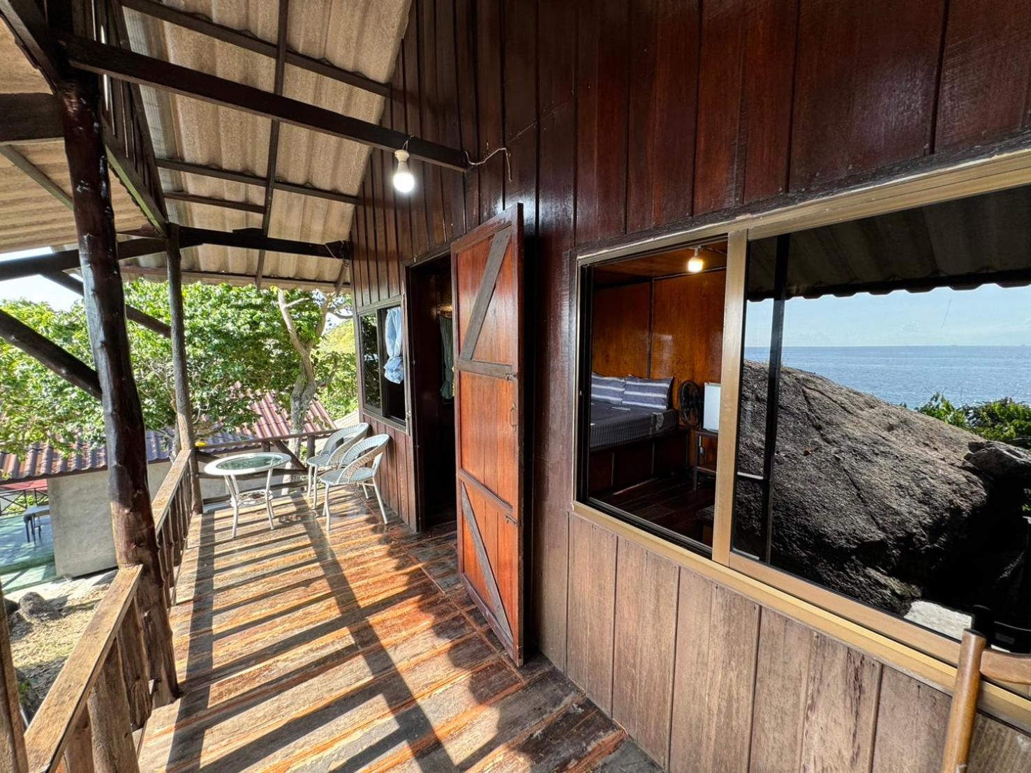 Char Bungalows Ko Tao Buitenkant foto